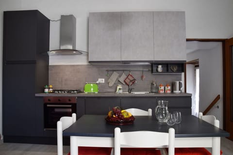 Dining Room, Kitchen