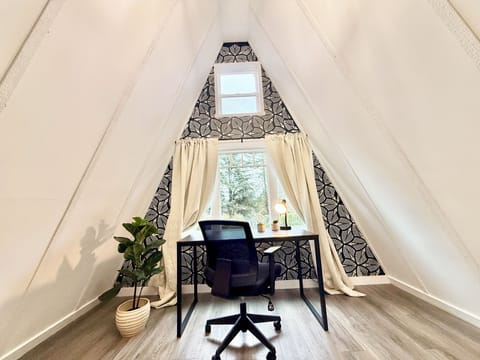 Video Walkthrough:
https://www.youtube.com/watch?v=QIlYuDIZkYs