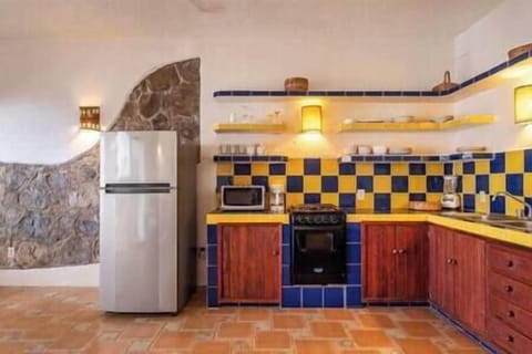 D29b9ea0 5f6e 4d2a 86cc 28ee7ae8dfc3