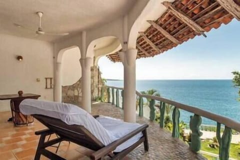 2c5be2bd 3bac 4c85 8970 63787682f675