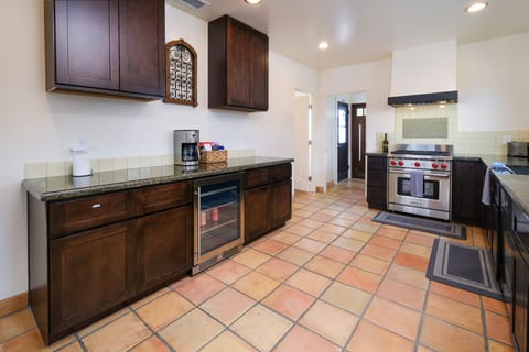 Plenty of counter space for cooking any of your favorites