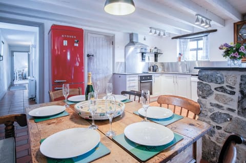 Haggard - 3 Bedroom Cottage - Manorbier (19514)