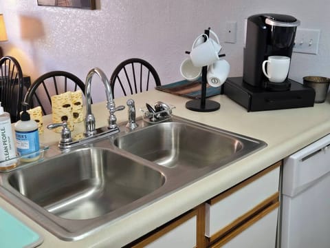 New sink, Faucet w/new plumbing