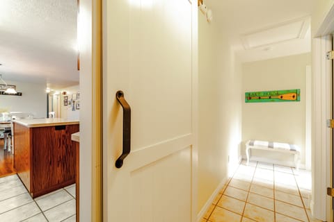 Hallway to 4th bedroom, 2nd bathroom and laundry room