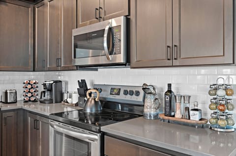 Kitchen - Fully Stocked