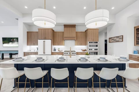 Breakfast Bar Seating