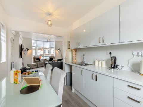 Kitchen/diner | Hyde Away, Paignton