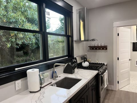 Cooking up something good with a view like this? Yes, please!