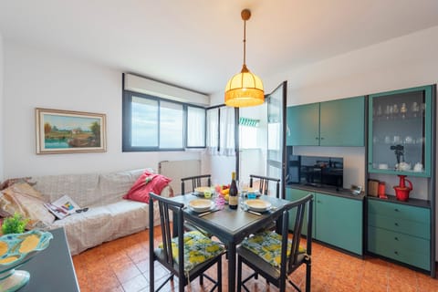 Living and dining room