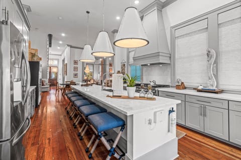 Fully equipped, gourmet kitchen for your enjoyment.