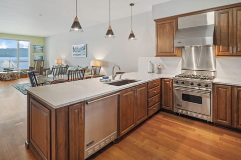 Fully appointed kitchen