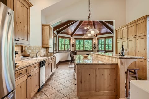 Cordillera by Vail Village Rentals