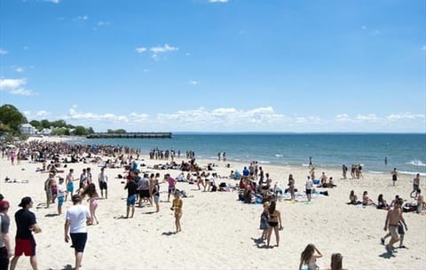 Beach nearby, sun loungers