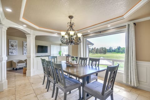 Dining Area | Dishware & Flatware | Main Level