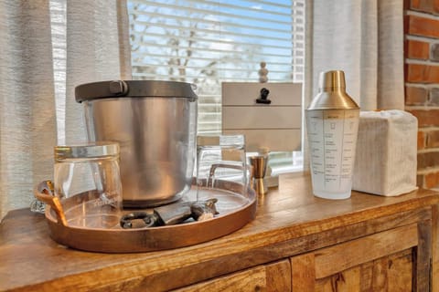 Warm and cozy decorations, just perfect to make you feel at home!