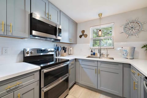 Fully equipped with everything you need to cook your favorite meals