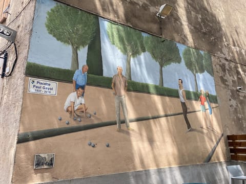 Immediate Surroundings [summer] (&lt;1 km)