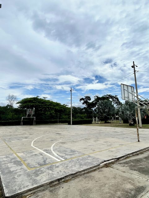 Sport court