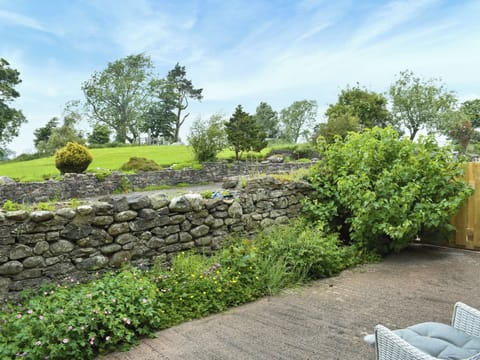 Outdoor area | The Granary - Irton House Farm, Isel near Cockermouth, Lake District
