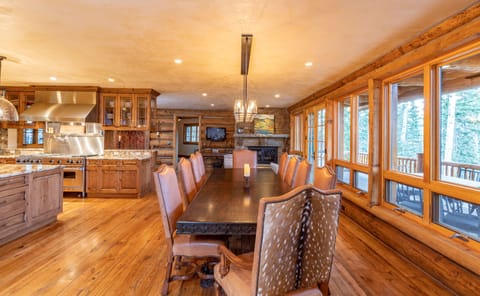 Dining area with seating for 8 adults