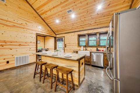 Kitchen | Cooking Basics | Drip Coffee Maker | Island w/ Seating