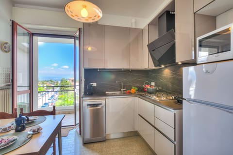 Kitchen and dining area
