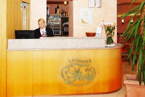 Entrance / Reception