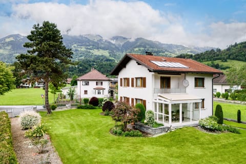 View of the Landhaus Bergblick building in Ludesch in Walgau.