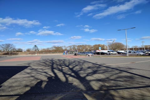 Immediate Surroundings [summer] (<1 km)