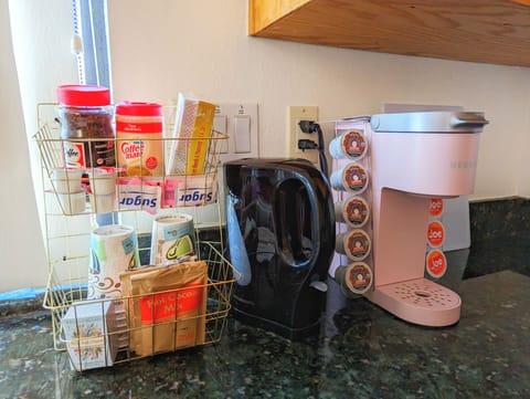 Coffee + tea goodies!