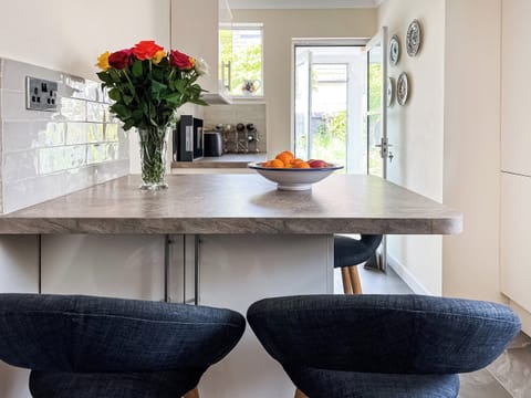 Kitchen | Cwtch Cottage, Cardiff