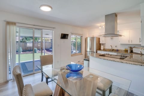 Dining Area | Dishware/Flatware | Trash Bags/Paper Towels