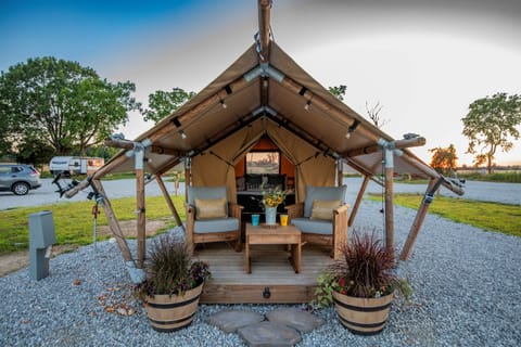 Glamp, relax, repeat.