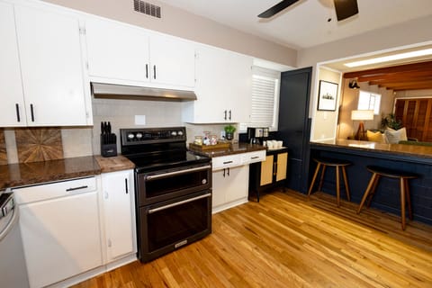 Fully Stocked Kitchen!