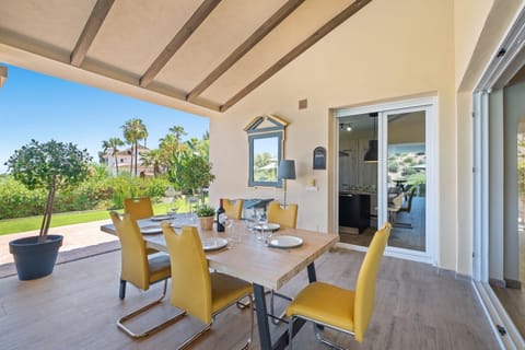 e7f4830d-b042-46fc-97e5-e2e0bf730e34