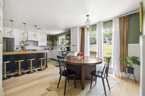 Breakfast / Dining Room off of the kitchen