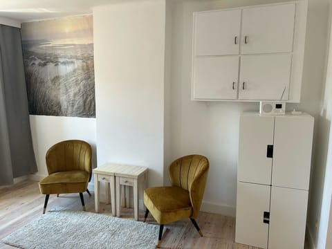 Details second bedroom