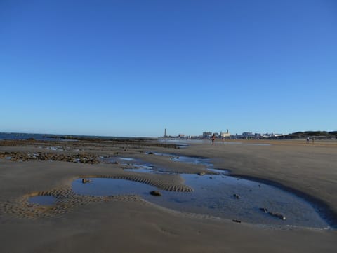 Beach nearby, sun loungers