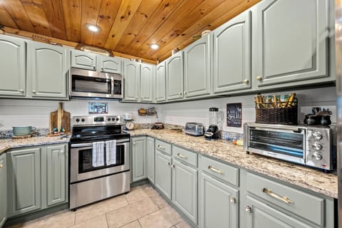 Duck Duck Moose's fully-equipped kitchen