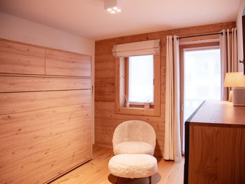 Property, Furniture, Window, Wood, Lighting, Interior Design, Shade, Architecture, Building