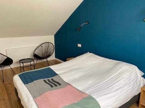 1 bedroom, iron/ironing board, WiFi