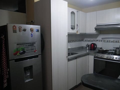 Fridge, microwave, oven, coffee/tea maker