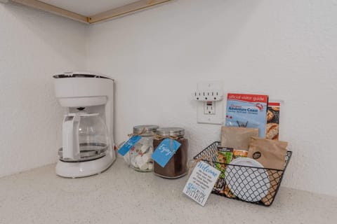 #StayInMyDistrict #CoosCottageCollection #CoosBay #BookDirect