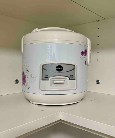 equipped with rice cooker for our guests who fancies cooking some rice on the trip 
