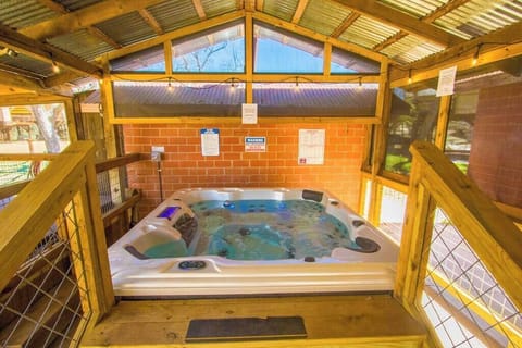 Indoor spa tub