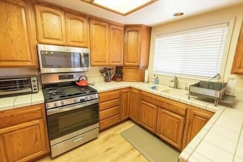 C278beea 74a5 415f 81d1 dcf10d4d1c0e