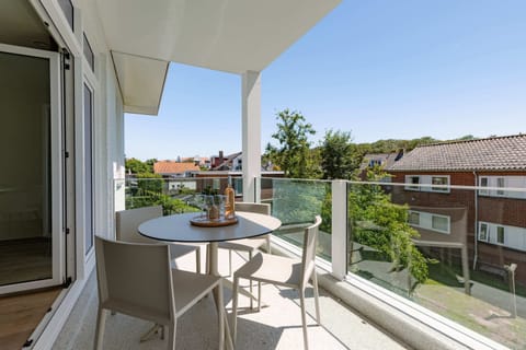 Sunny and spacious terrace