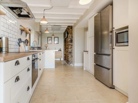 Kitchen | Halfstone House, Swansea