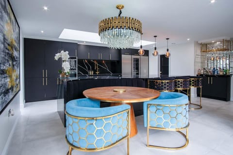 Castell Morlais - Luxurious 5 Bed - Pontsticill (5570)