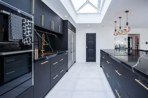 Castell Morlais - Luxurious 5 Bed - Pontsticill (5563)